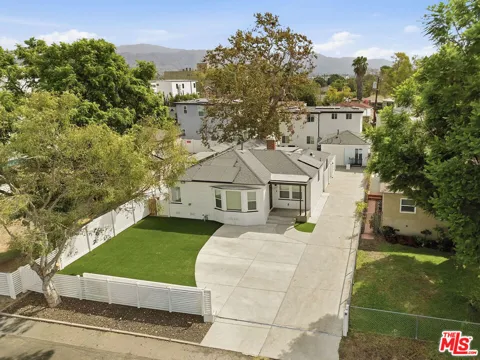 6328 Camellia Avenue