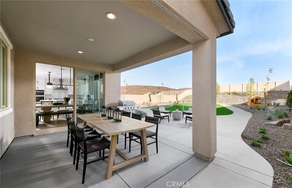 4093 Lilah Circle Lake Elsinore, CA 92530