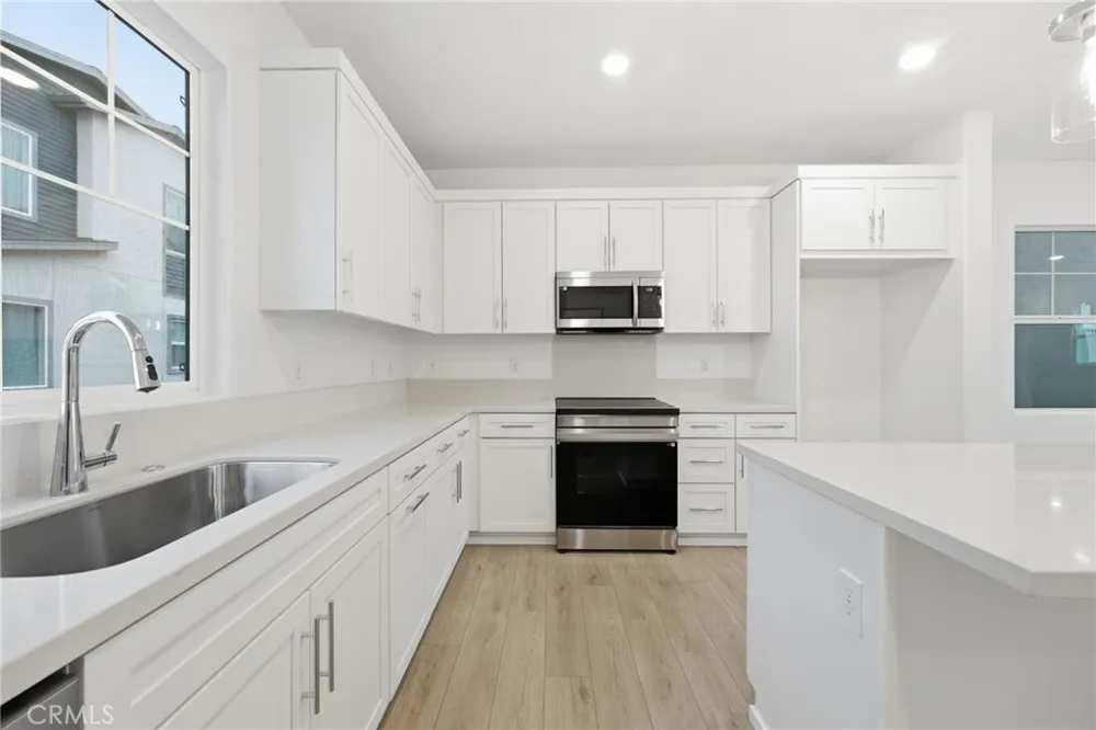 2520 Reel Street South El Monte, CA 91733