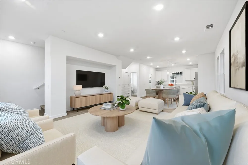 2520 Reel Street South El Monte, CA 91733