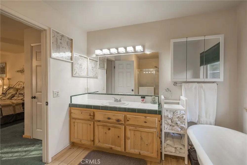 46531 Arastre Big Bear City, CA 92314