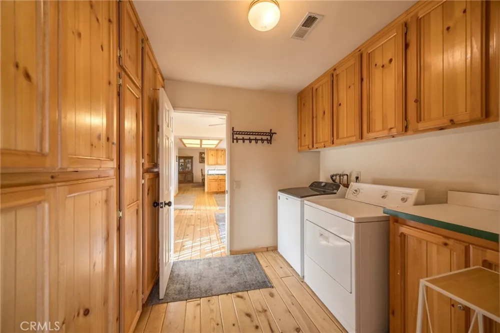 46531 Arastre Big Bear City, CA 92314