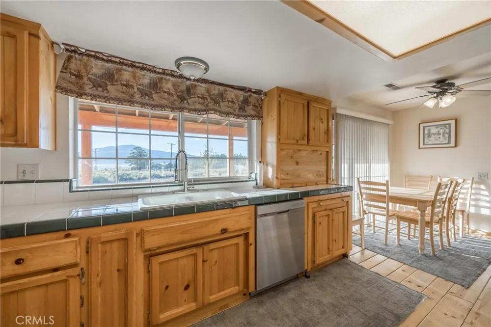 46531 Arastre Big Bear City, CA 92314