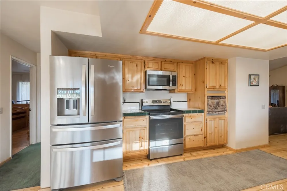 46531 Arastre Big Bear City, CA 92314