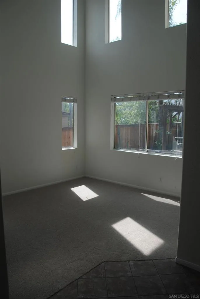5285 Milton Carlsbad, CA 92008