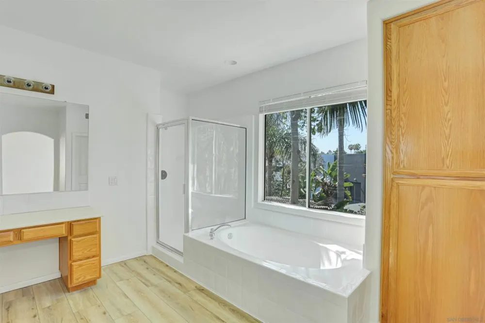 5285 Milton Carlsbad, CA 92008