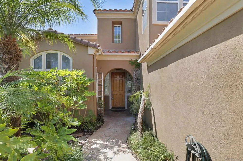 5285 Milton Carlsbad, CA 92008