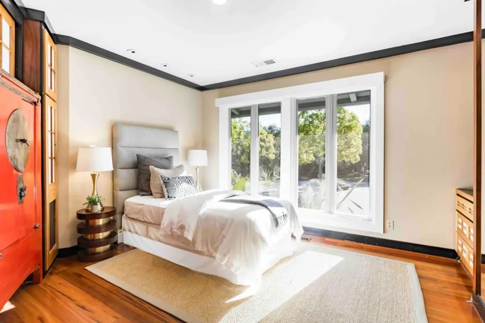 40 Hillbrook Drive Portola Valley, CA 94028