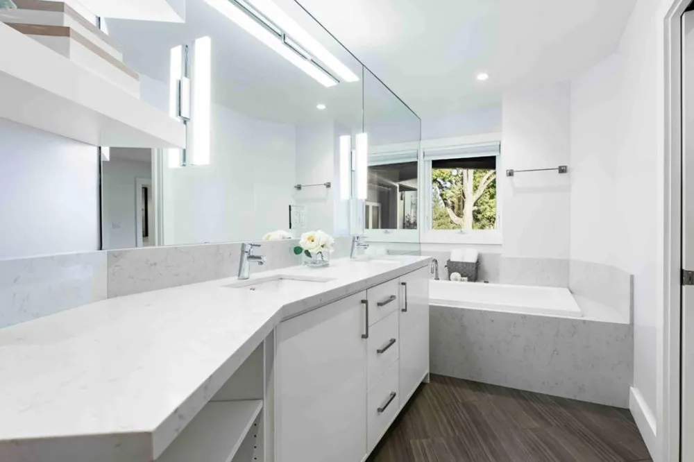 40 Hillbrook Drive Portola Valley, CA 94028