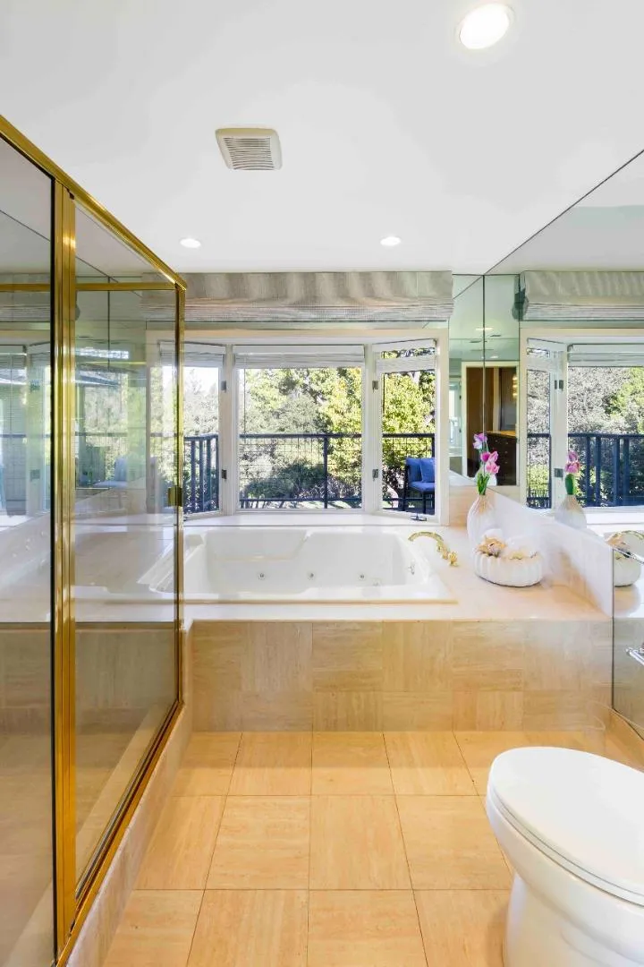 40 Hillbrook Drive Portola Valley, CA 94028
