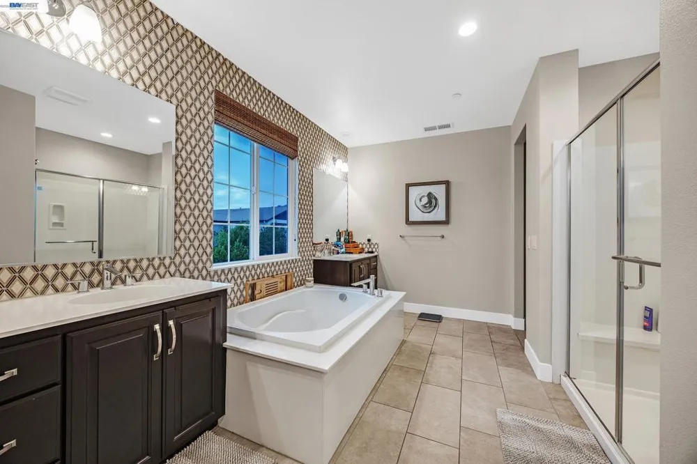 6460 Godani St Gilroy, CA 95020