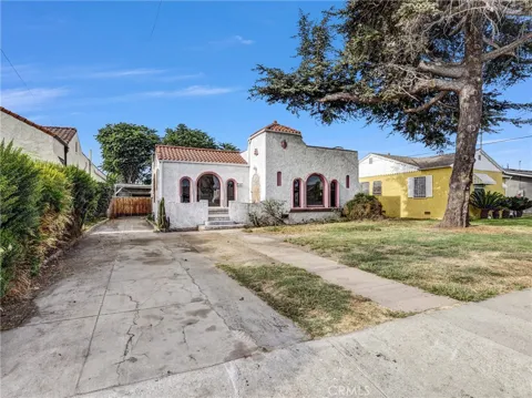 807 E Laurel