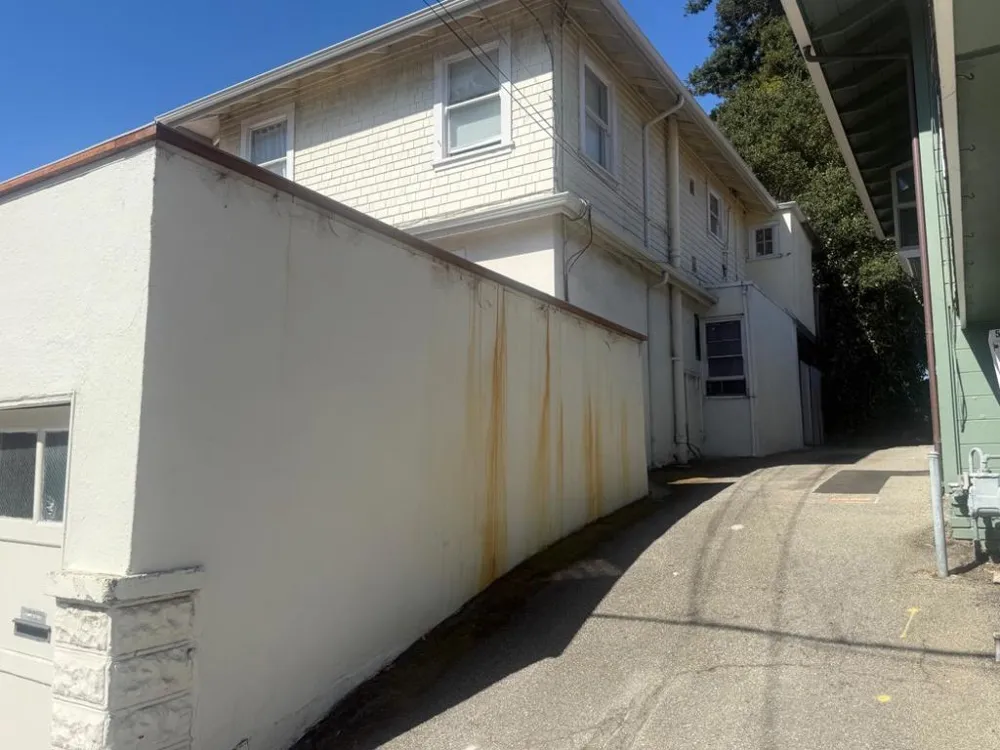 511 Capitola Avenue Capitola, CA 95010
