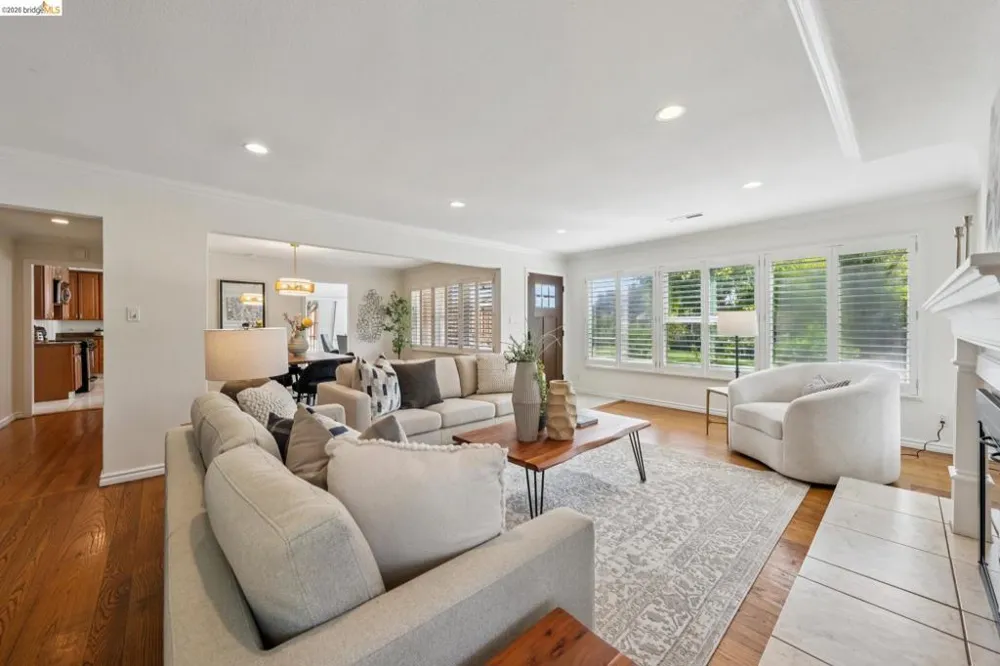 2151 Pleasant Hill Rd Pleasant Hill, CA 94523