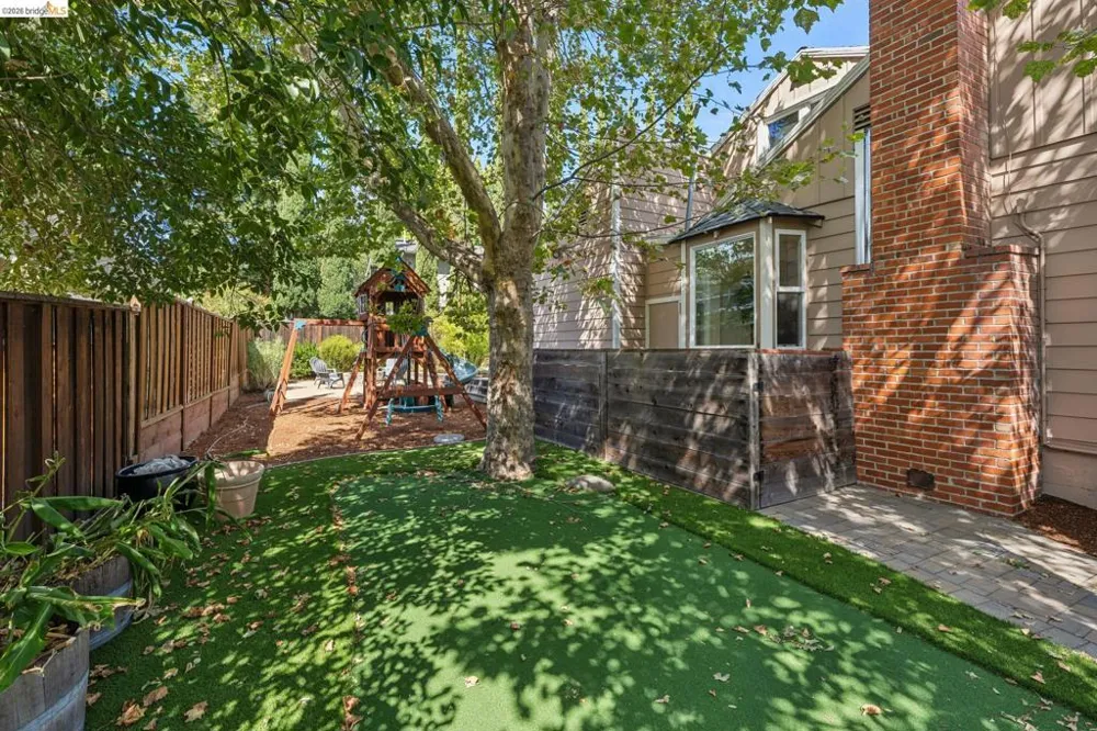 2151 Pleasant Hill Rd Pleasant Hill, CA 94523