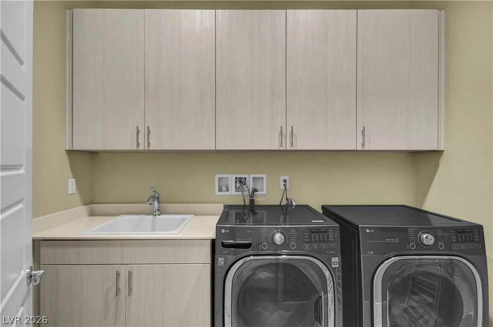 1253 Cloud Tower Street #102 Las Vegas, NV 89135