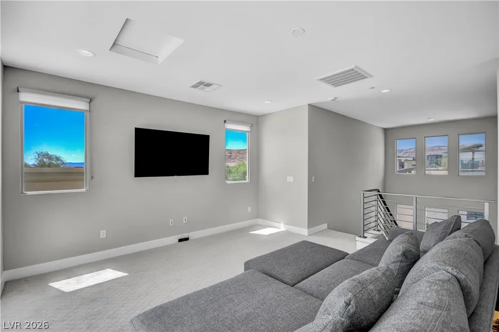 1253 Cloud Tower Street #102 Las Vegas, NV 89135