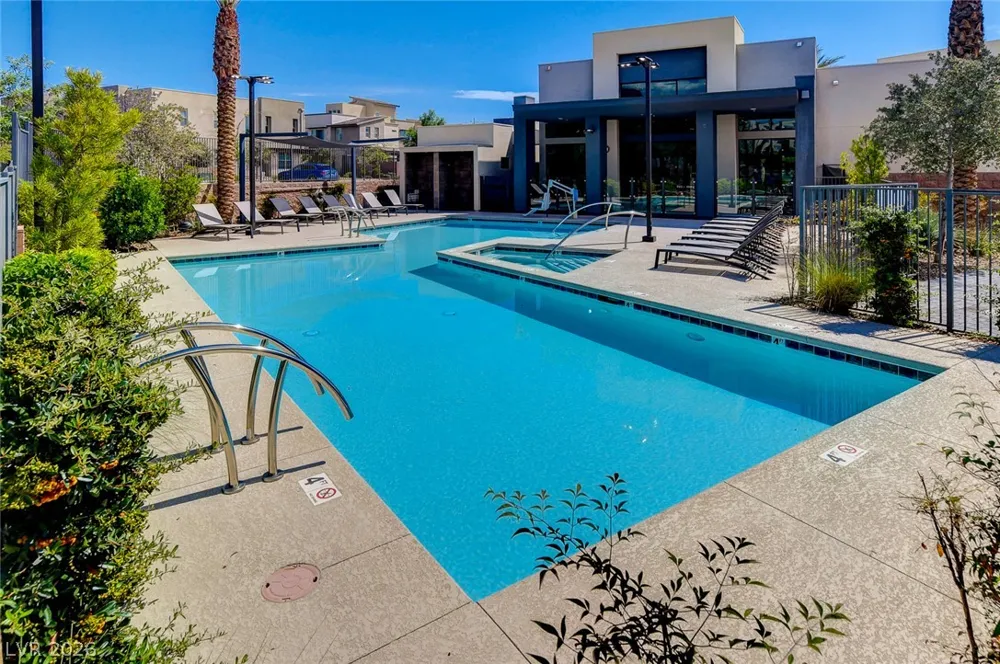 1253 Cloud Tower Street #102 Las Vegas, NV 89135