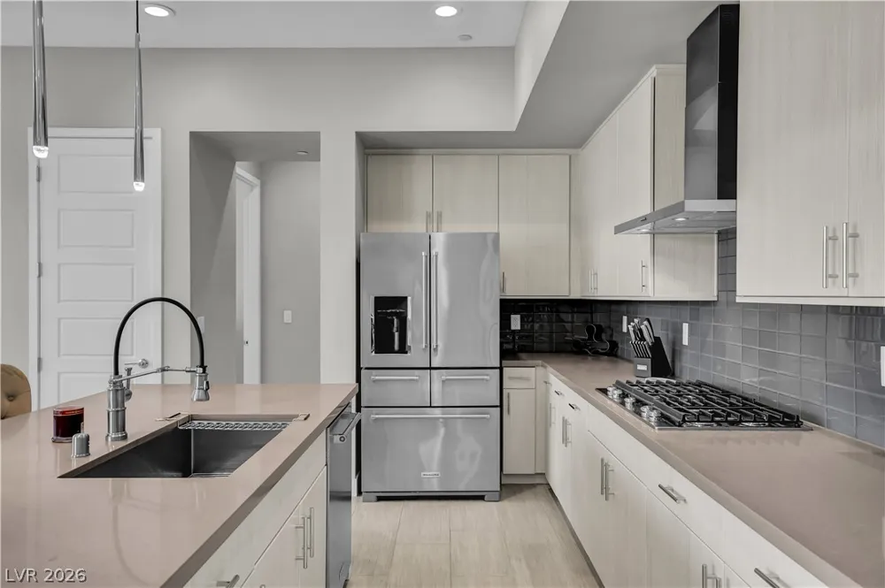 1253 Cloud Tower Street #102 Las Vegas, NV 89135