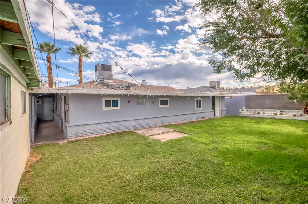 572 Federal Street Henderson, NV 89015