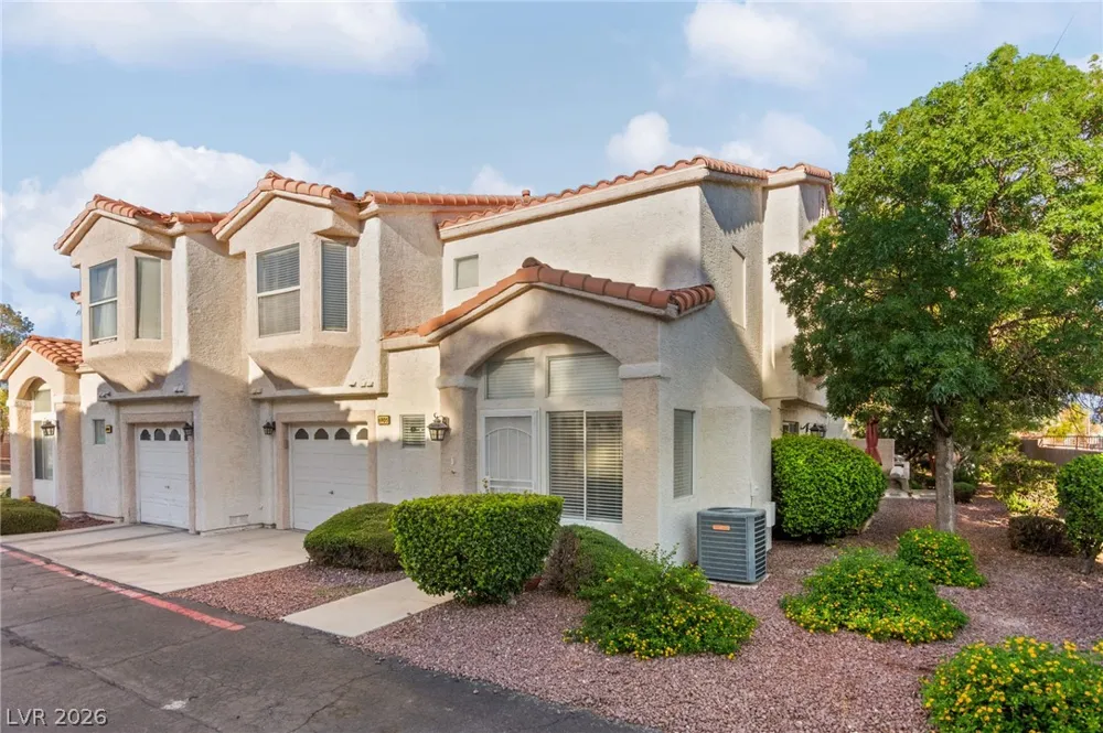 6905 Coral Rock Drive Las Vegas, NV 89108