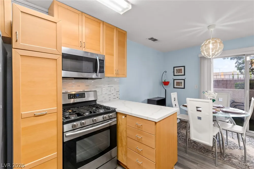 6905 Coral Rock Drive Las Vegas, NV 89108