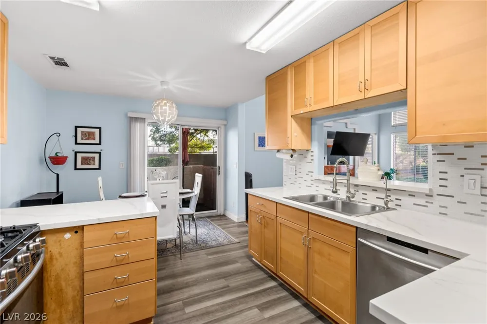 6905 Coral Rock Drive Las Vegas, NV 89108
