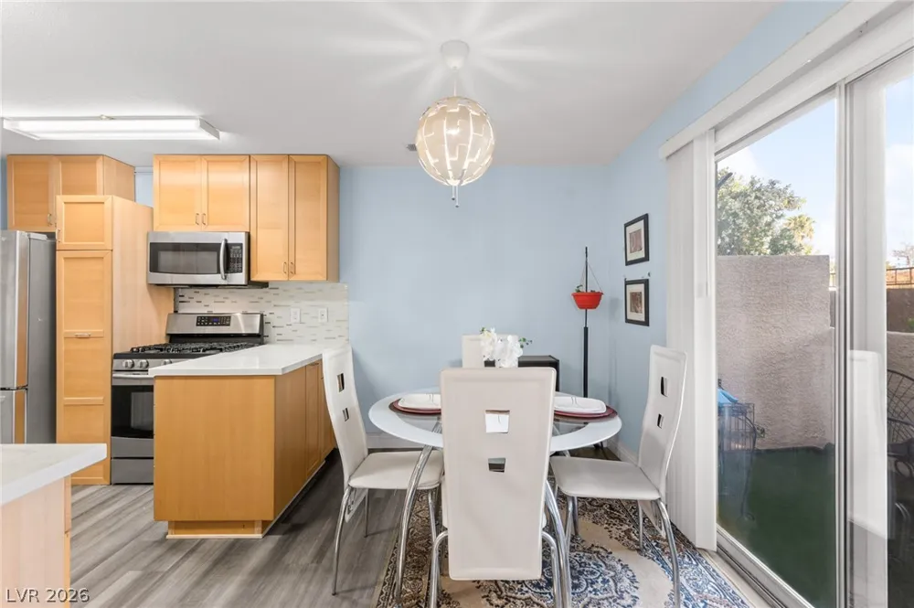6905 Coral Rock Drive Las Vegas, NV 89108