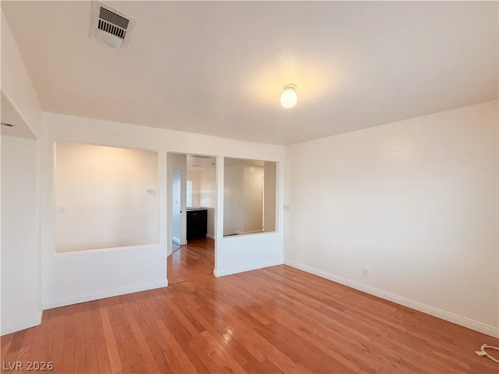 5608 Scottyboy Drive Las Vegas, NV 89113