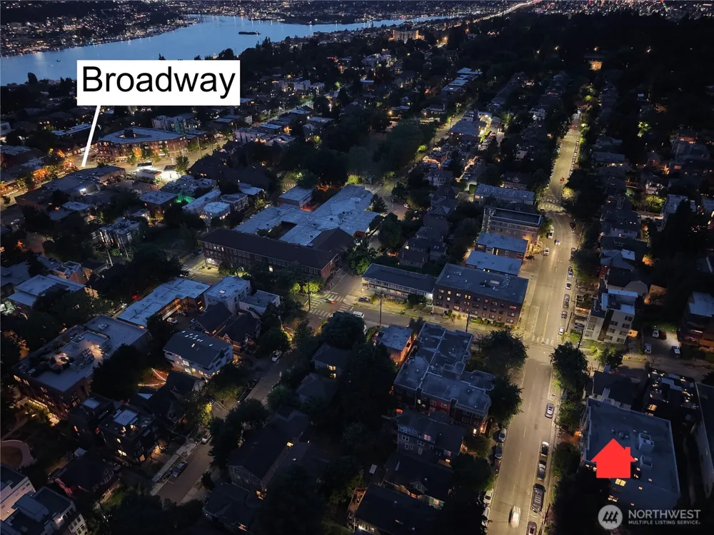 524 12th Avenue E #301 Seattle, WA 98102
