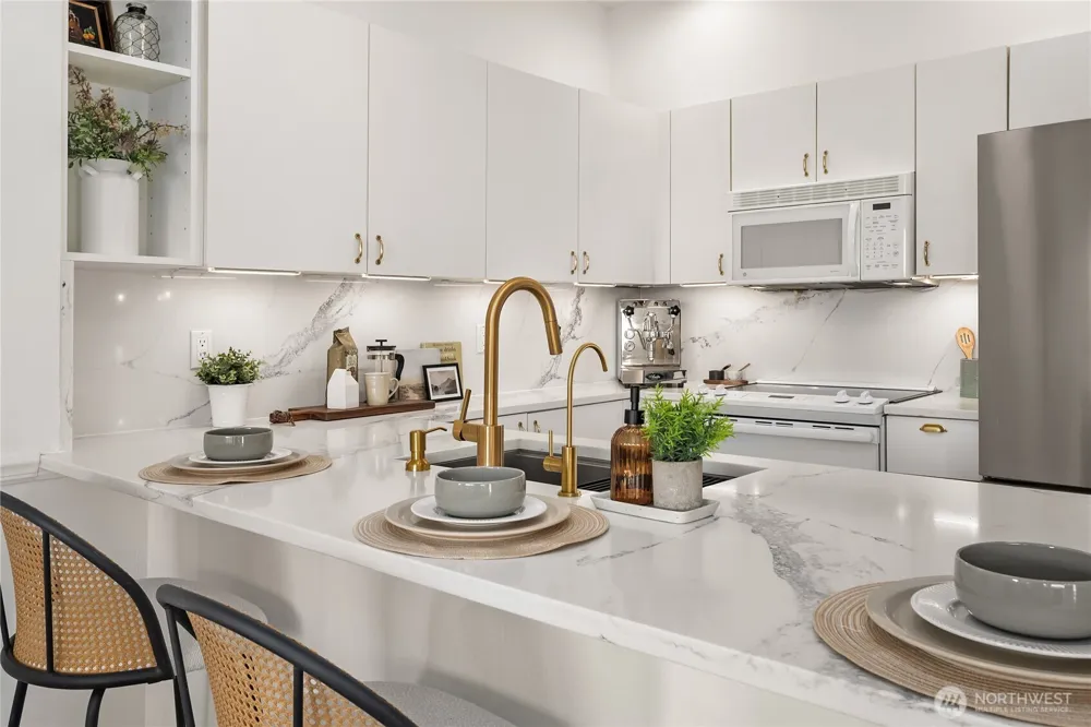524 12th Avenue E #301 Seattle, WA 98102