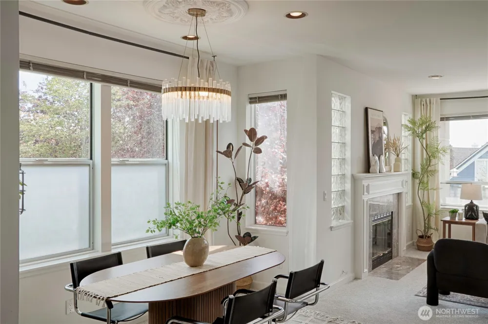 524 12th Avenue E #301 Seattle, WA 98102