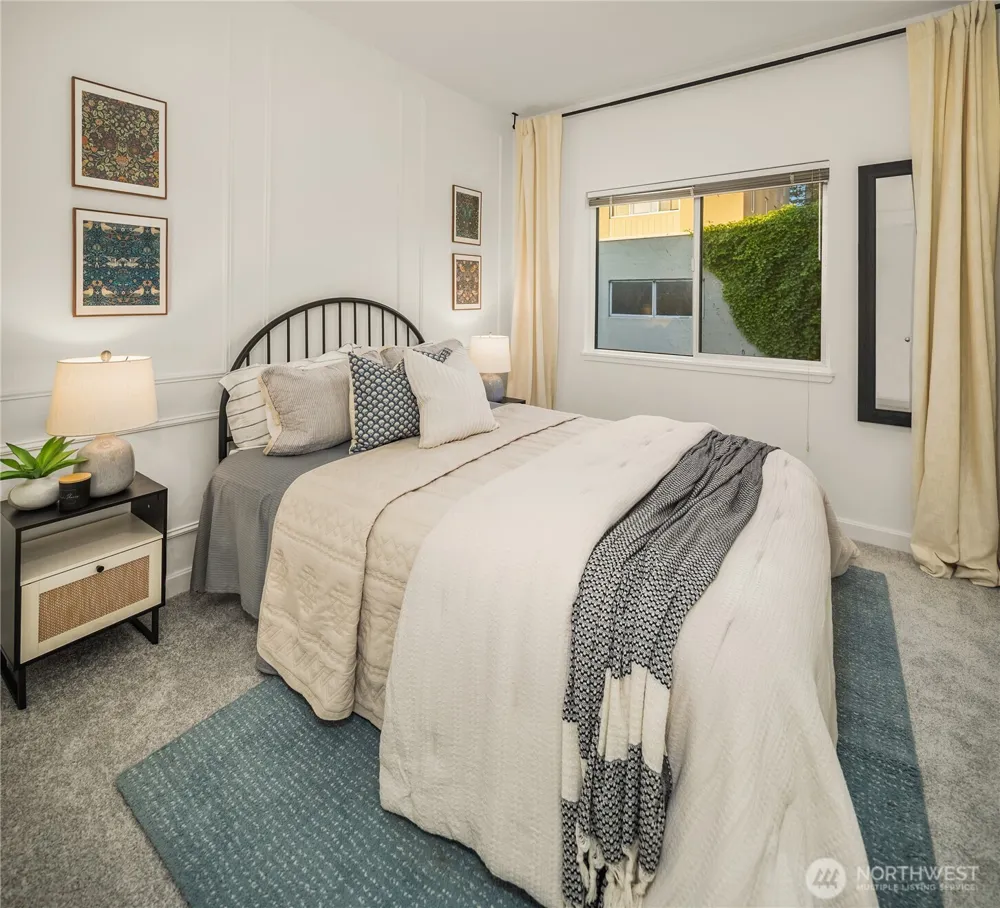 524 12th Avenue E #301 Seattle, WA 98102