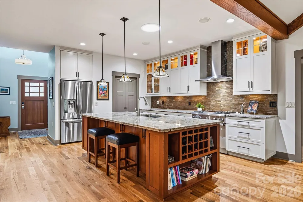 15 E Owl Creek Lane Fairview, NC 28730