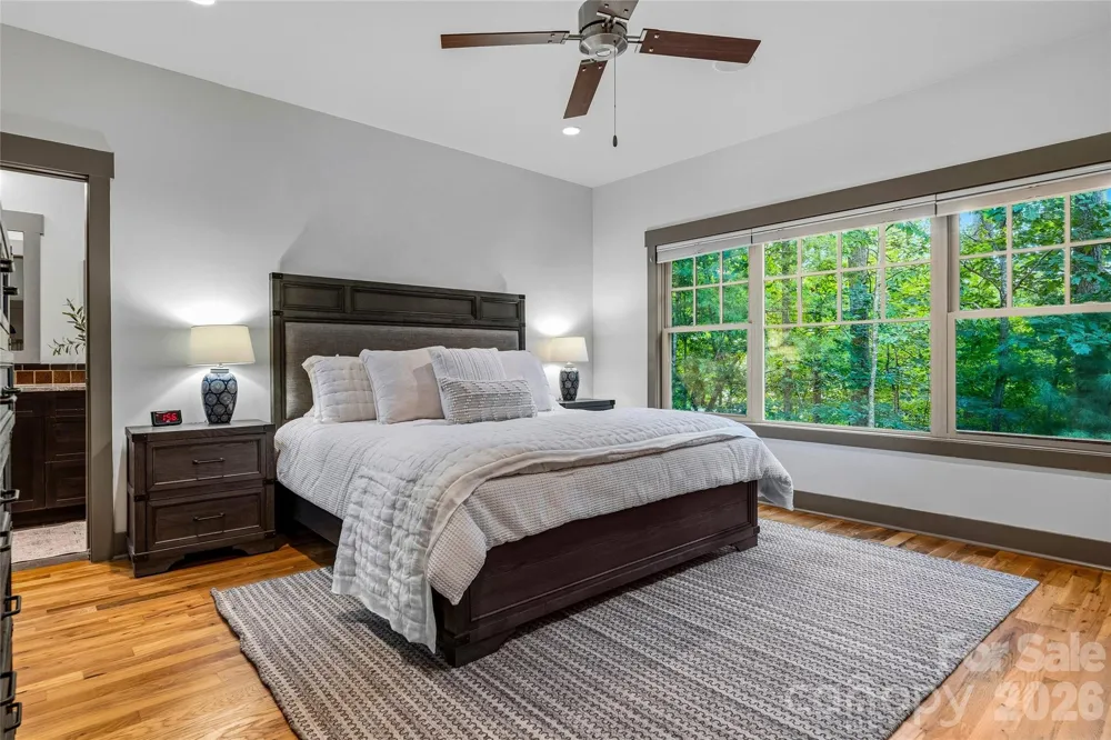 15 E Owl Creek Lane Fairview, NC 28730