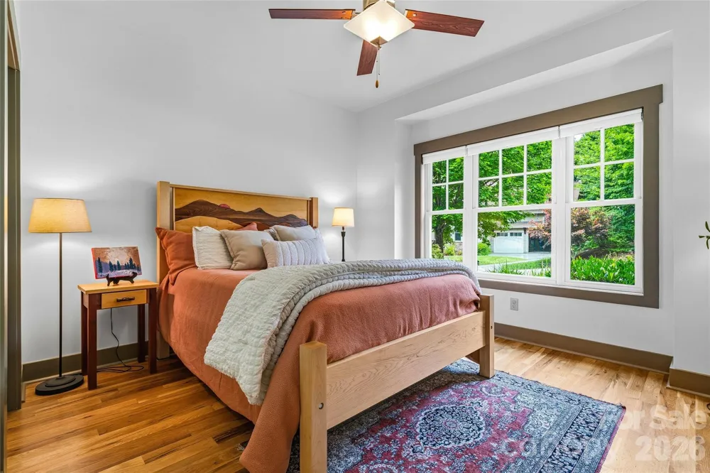 15 E Owl Creek Lane Fairview, NC 28730