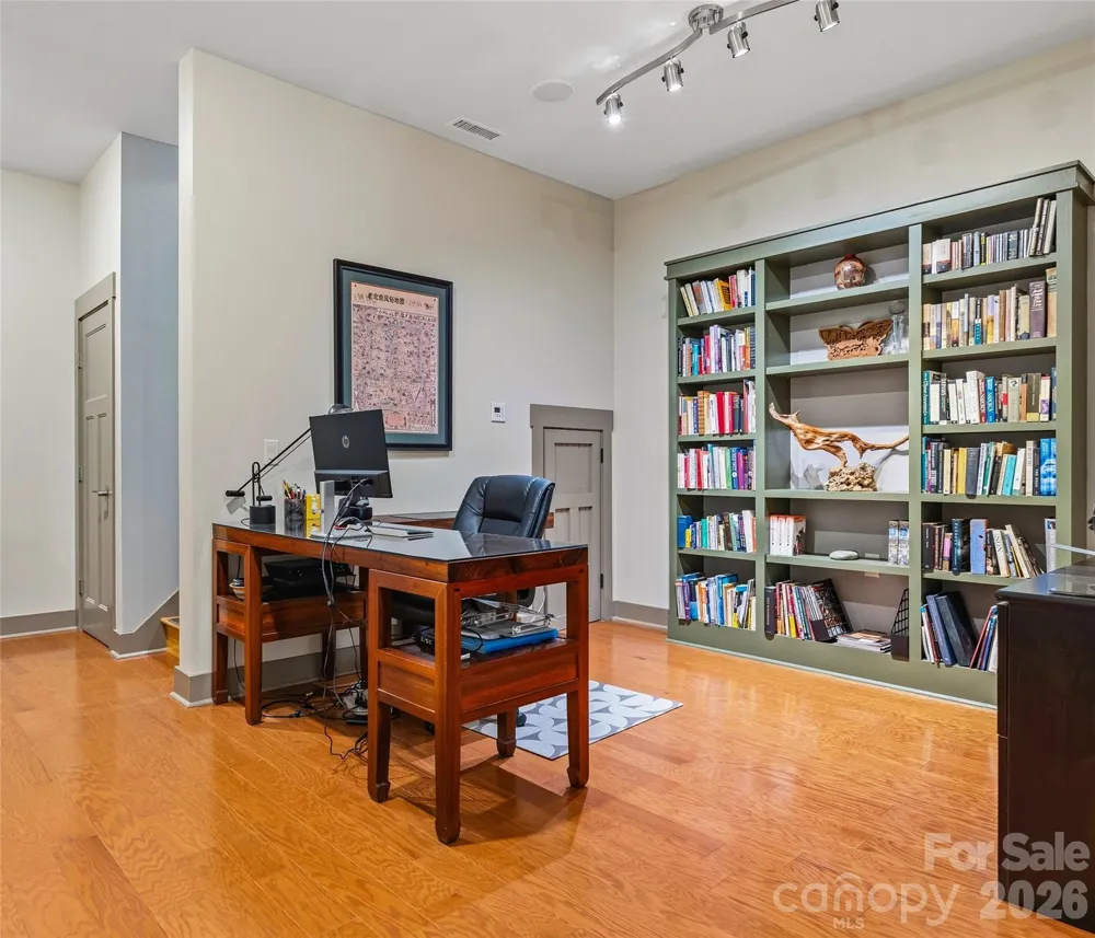 15 E Owl Creek Lane Fairview, NC 28730