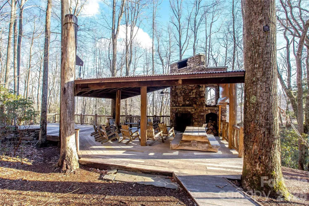 15 E Owl Creek Lane Fairview, NC 28730