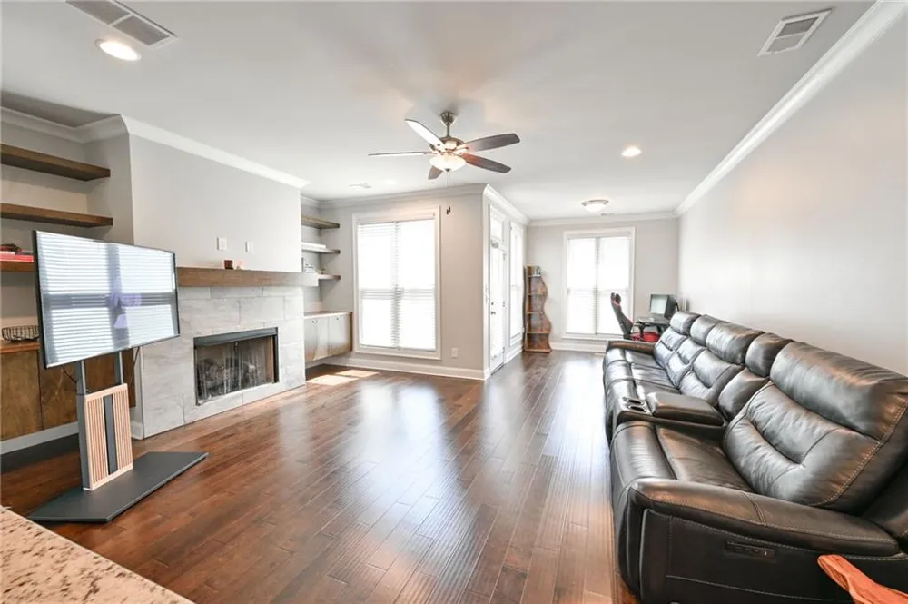 2177 Parkside Glen View Duluth, GA 30097