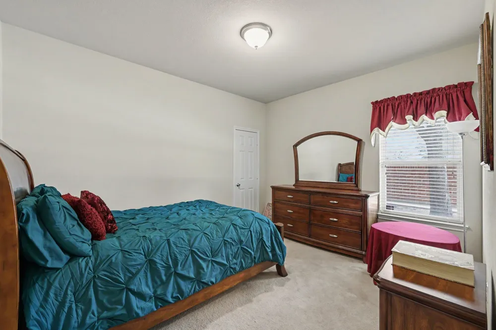 5896 Vista Heights Lane Grand Prairie, TX 75052