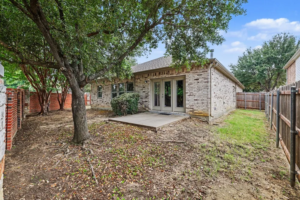 5896 Vista Heights Lane Grand Prairie, TX 75052