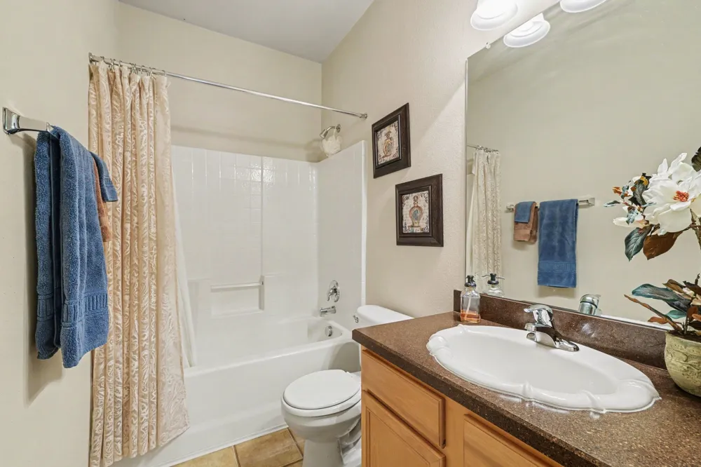 5896 Vista Heights Lane Grand Prairie, TX 75052