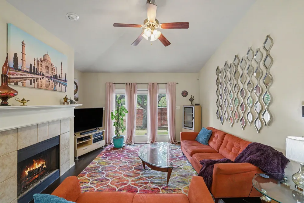 5896 Vista Heights Lane Grand Prairie, TX 75052