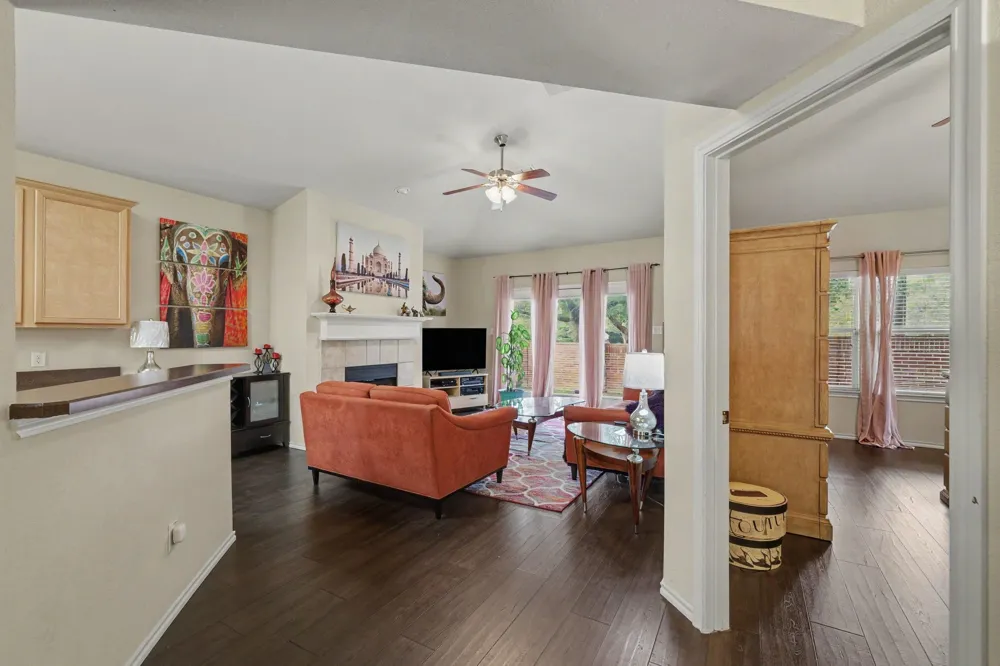 5896 Vista Heights Lane Grand Prairie, TX 75052