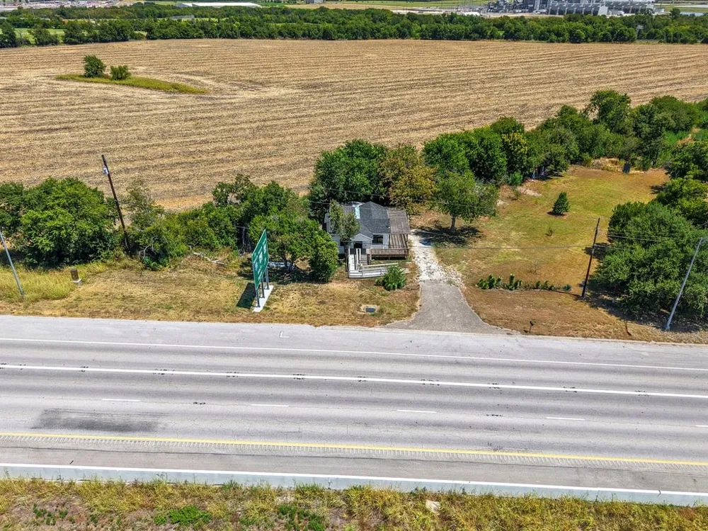 2500 E Highway 36 Temple, TX 76501