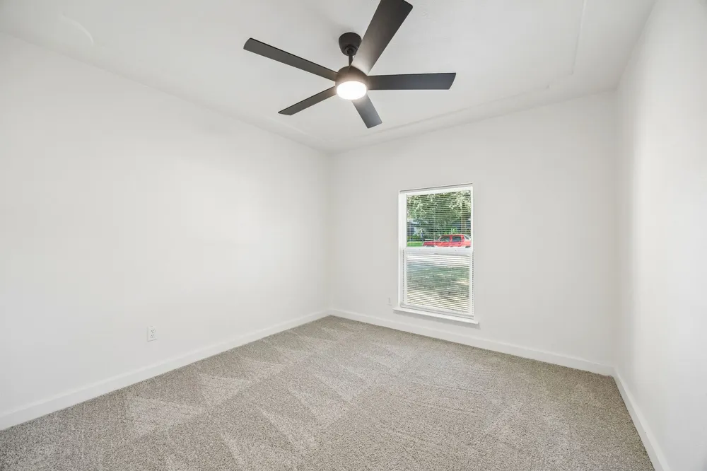 453 Edwards Drive Saginaw, TX 76179