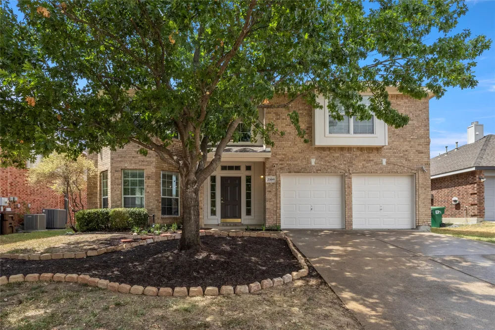 7100 Livingston Drive Denton, TX 76210