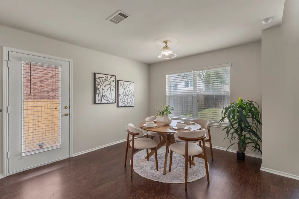 7100 Livingston Drive Denton, TX 76210