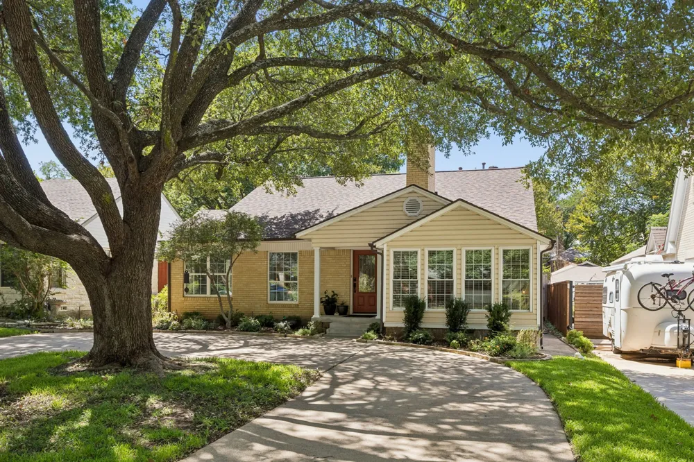 1147 Windomere Avenue Dallas, TX 75208
