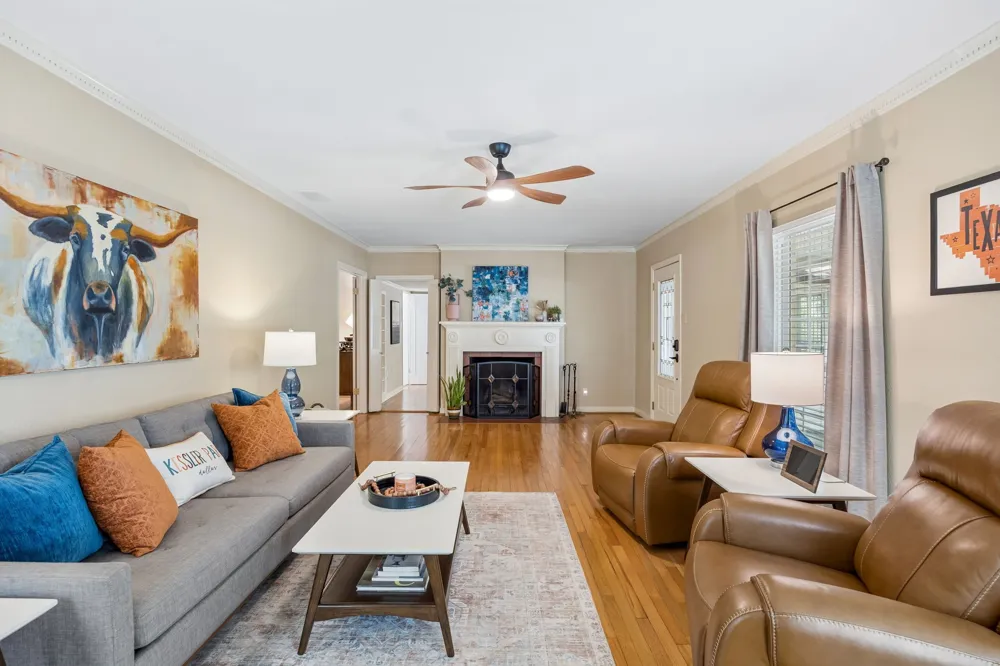 1147 Windomere Avenue Dallas, TX 75208